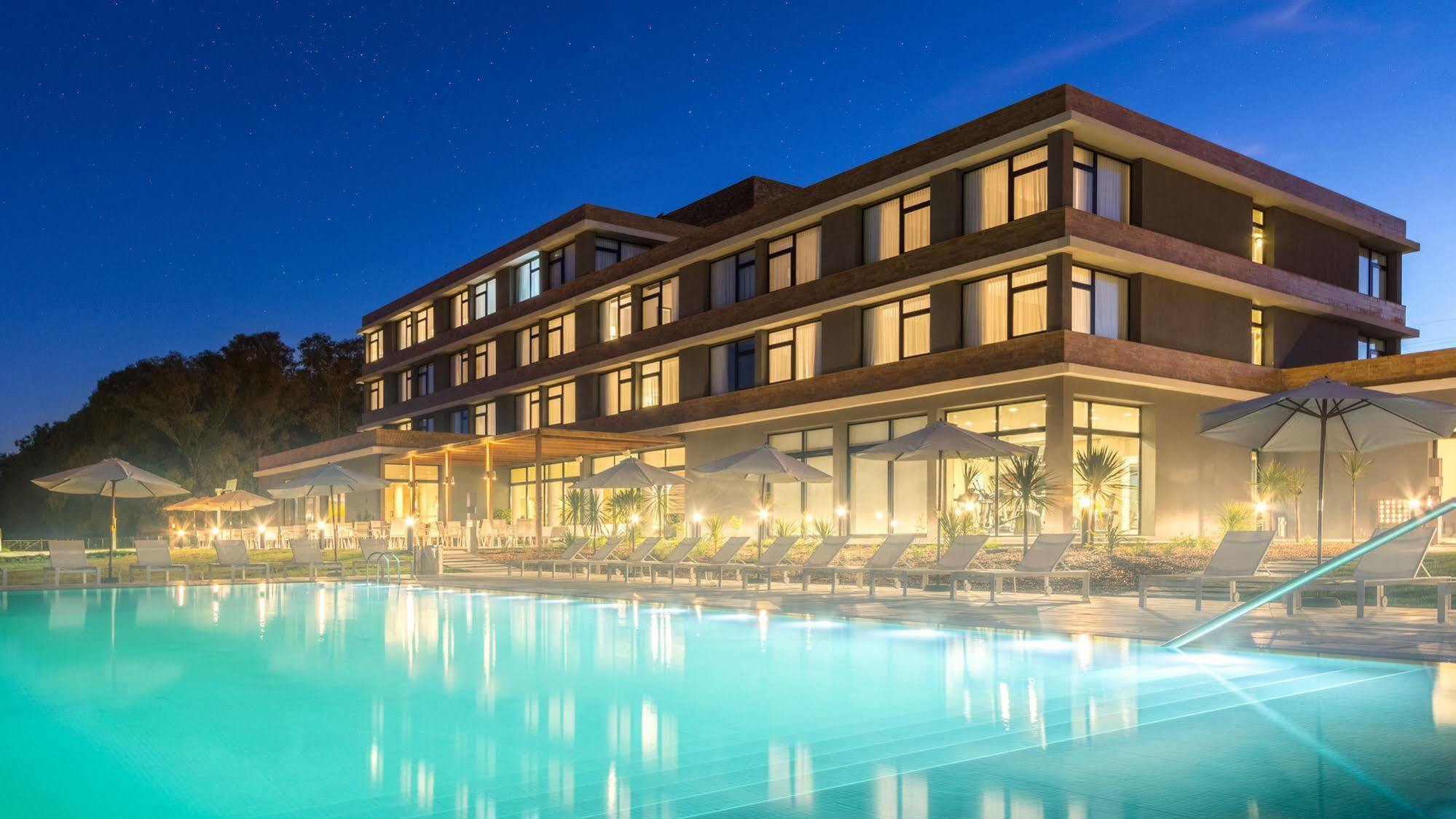 Salinas Del Almiron Resort Termal แตร์มาส เด อัลมิรอน ภายนอก รูปภาพ